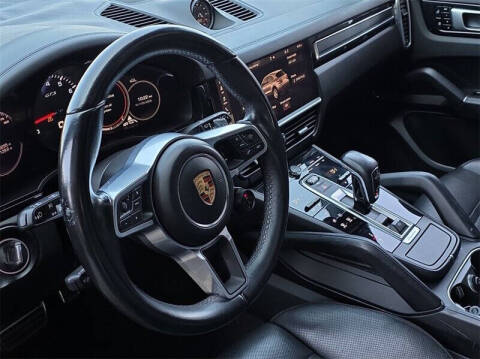 2021 Porsche Cayenne GTS