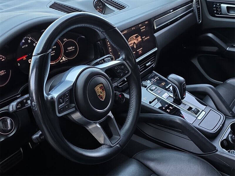 2021 Porsche Cayenne GTS