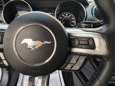 2016 Ford Mustang V6