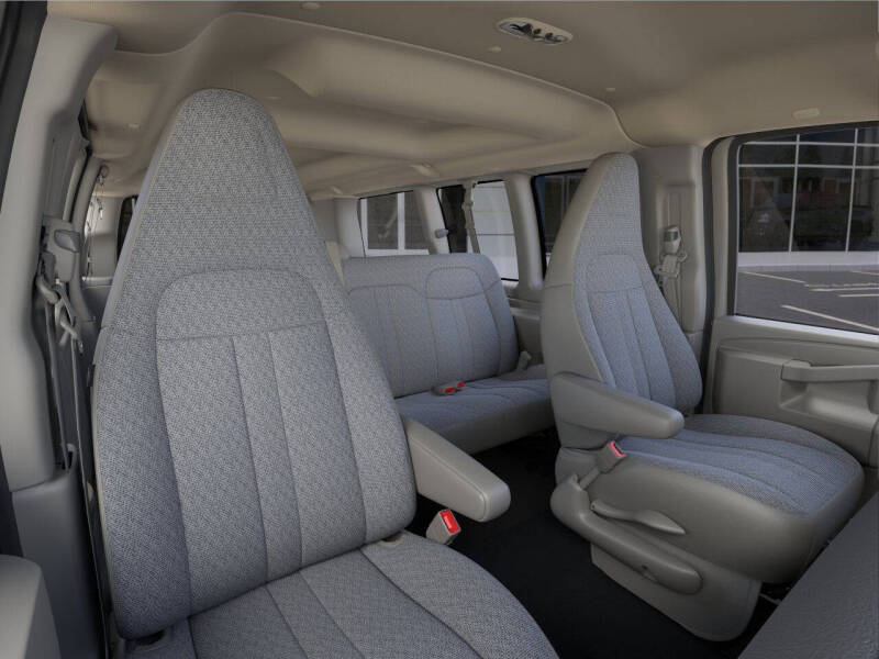 2023 GMC Savana 2500