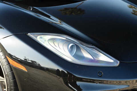 2012 McLaren MP4-12C