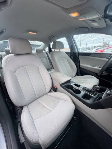 2016 Hyundai Sonata SE