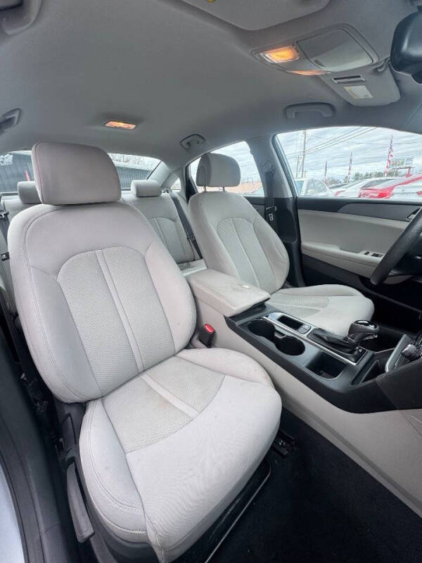 2016 Hyundai Sonata SE