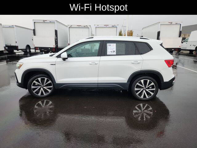 2024 Volkswagen Taos SE