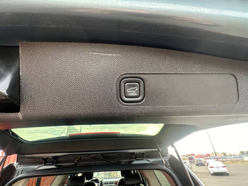 2010 GMC Yukon XL SLT