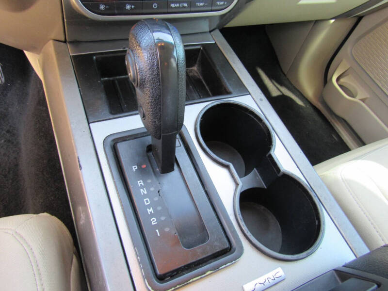 2016 Ford Expedition EL XLT