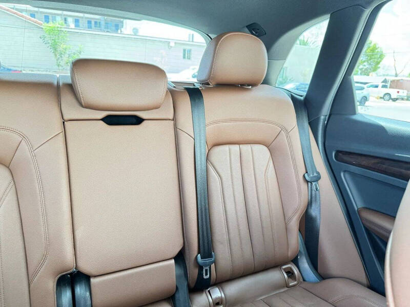 2019 Audi Q5 quattro Prestige 45 TFSI