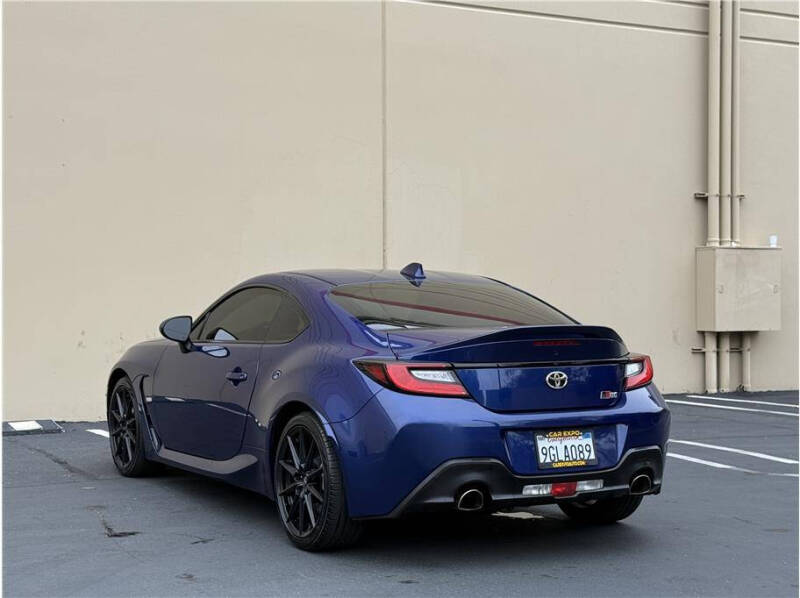 2023 Toyota GR86 Premium