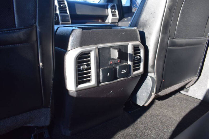 2017 Ford F-150 Platinum