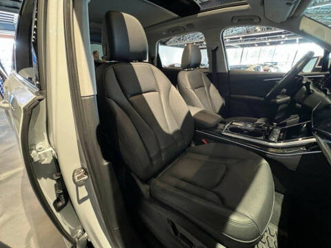 2023 Audi Q7 quattro Prestige 55 TFSI