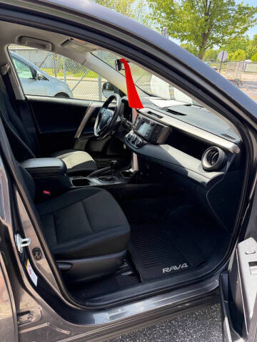 2016 Toyota RAV4 LE