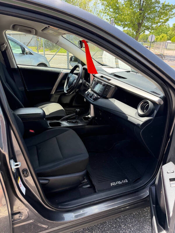 2016 Toyota RAV4 LE
