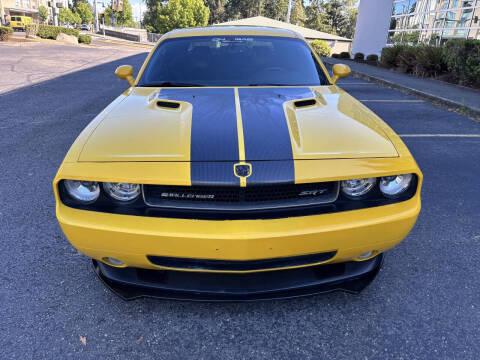 2010 Dodge Challenger SRT8