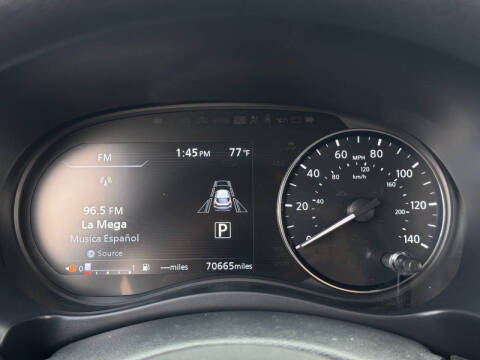 2022 Nissan Kicks SV