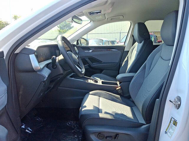 2025 Volkswagen Tiguan SE 4Motion