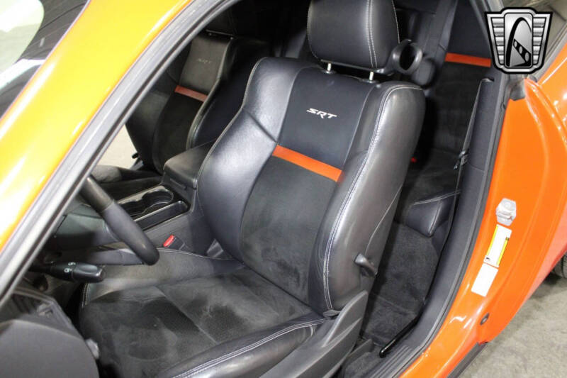 2009 Dodge Challenger SRT8