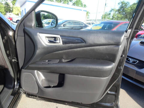 2015 Nissan Pathfinder S