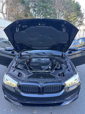 2017 BMW 5 Series 530i