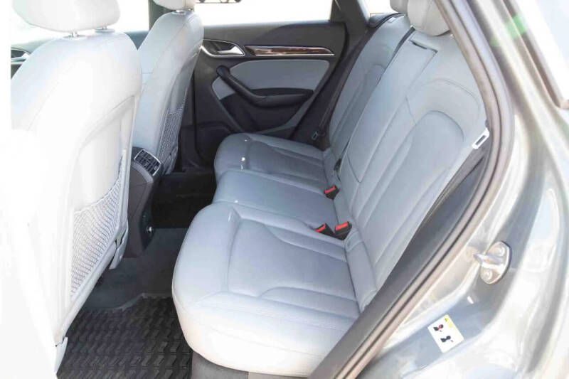 2016 Audi Q3 2.0T Premium Plus