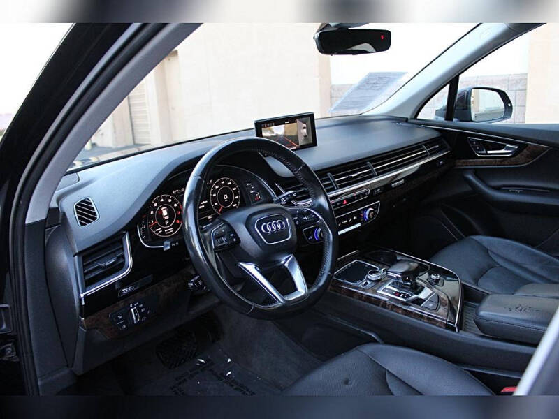 2017 Audi Q7 3.0T quattro Premium Plus