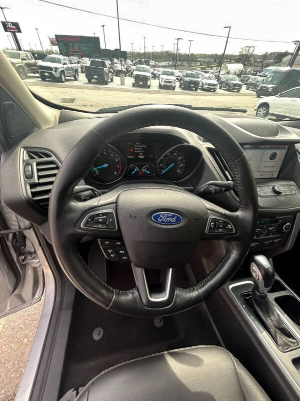 2019 Ford Escape SEL