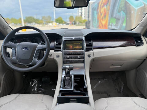 2010 Ford Taurus Limited