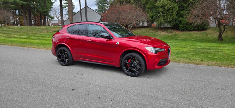 2023 Alfa Romeo Stelvio Quadrifoglio