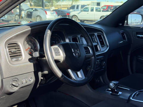 2012 Dodge Charger SXT