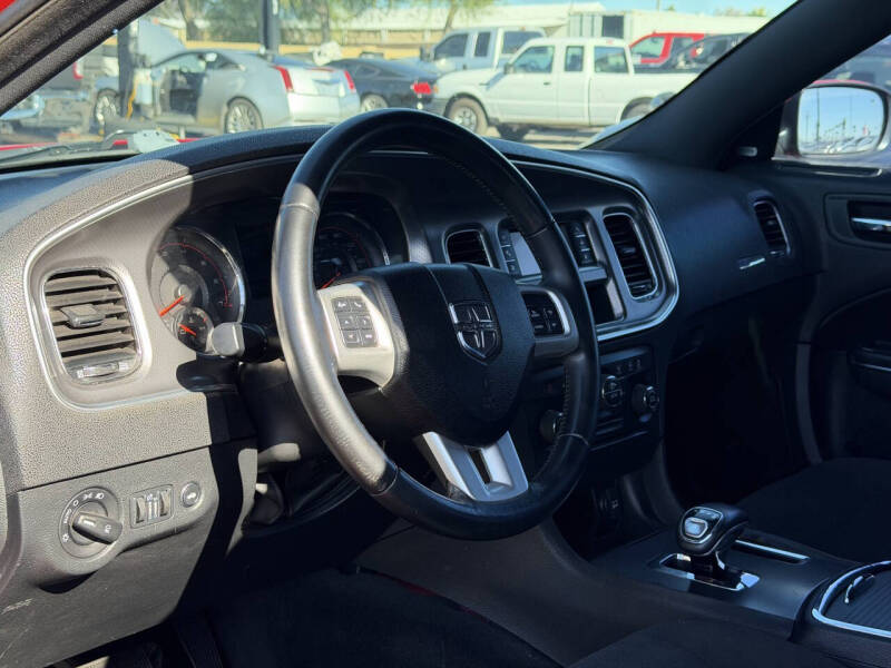 2012 Dodge Charger SXT