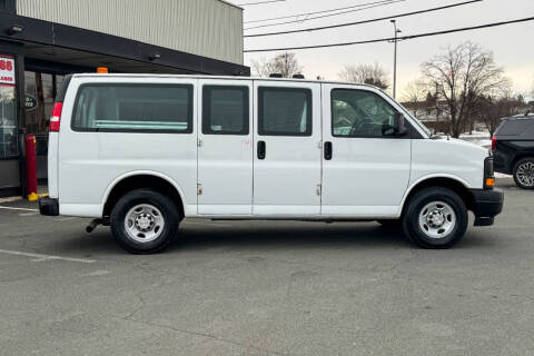 2017 Chevrolet Express 2500