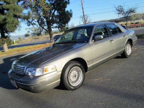 2000 ford crown victoria