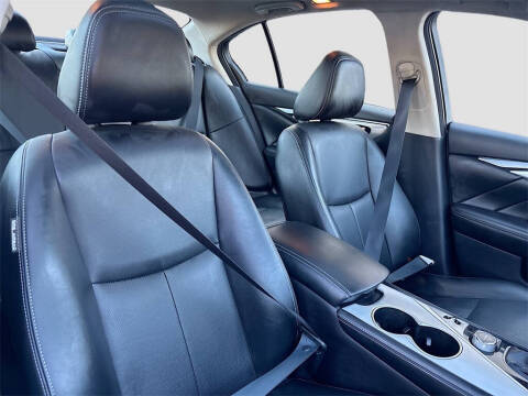 2022 Infiniti Q50 Luxe