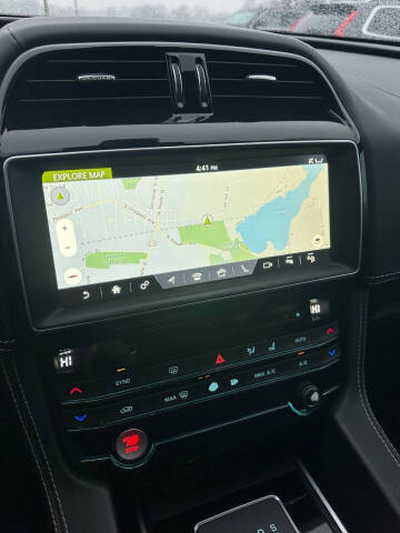 2017 Jaguar F-PACE S