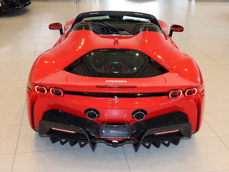 2023 Ferrari SF90 Spider