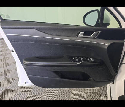 2022 Kia K5