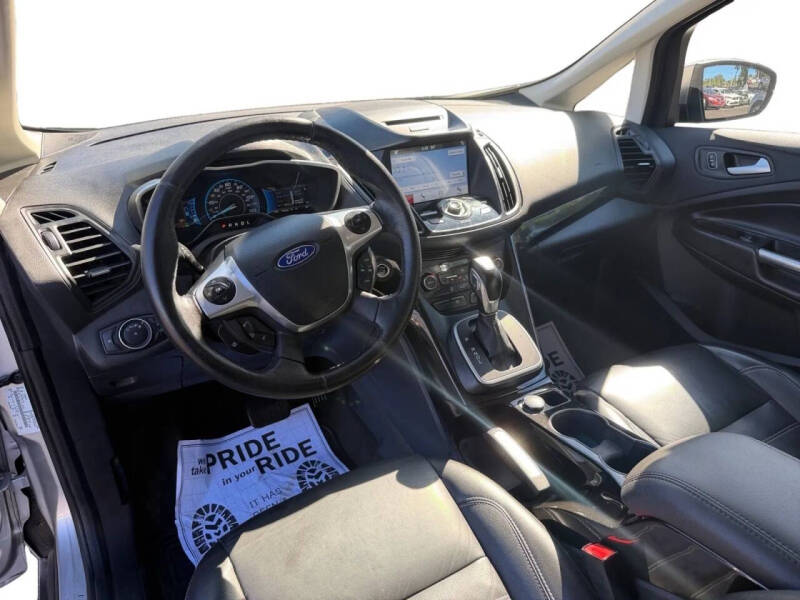 2017 Ford C-MAX Hybrid Titanium