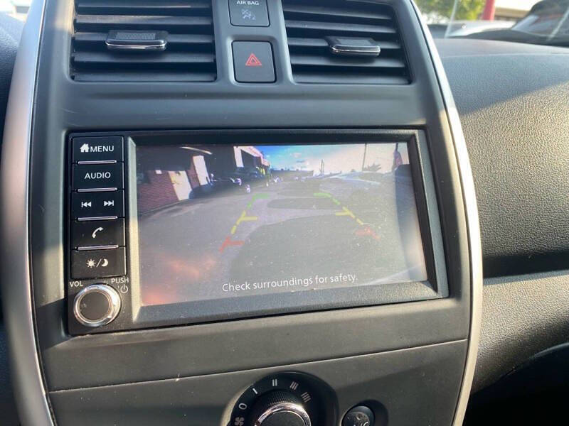 2019 Nissan Versa SV