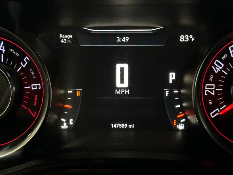 2015 Dodge Challenger SXT