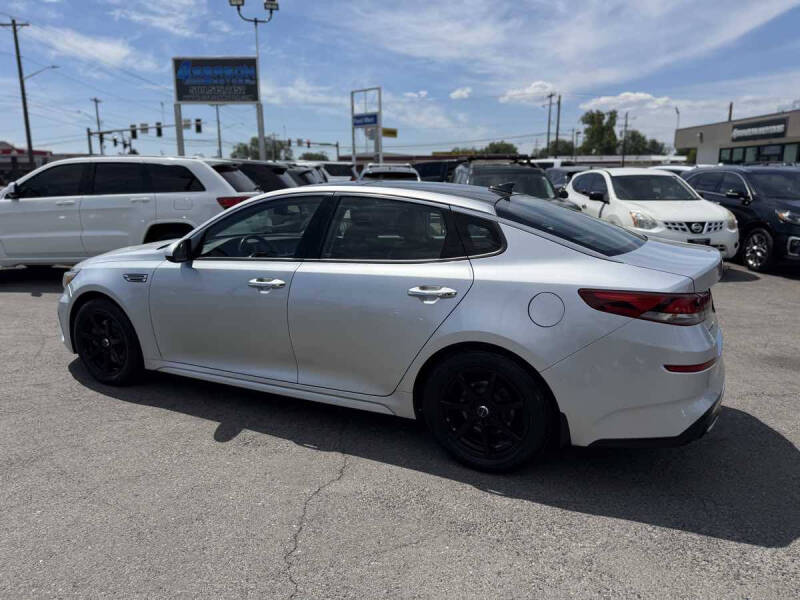 2019 Kia Optima EX