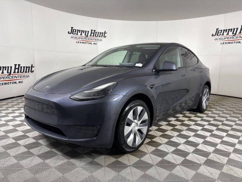 2023 Tesla Model Y Long Range's photo