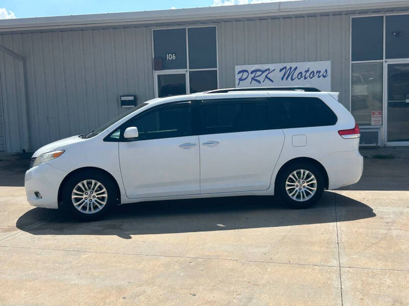 2012 Toyota Sienna XLE 8-Passenger