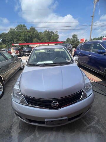 2011 Nissan Versa 1.8 SL