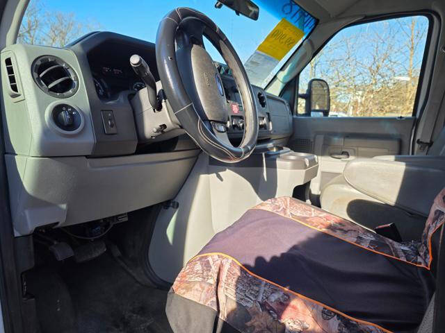 2013 Ford E-Series E-150