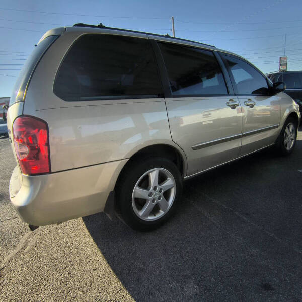 2002 Mazda MPV