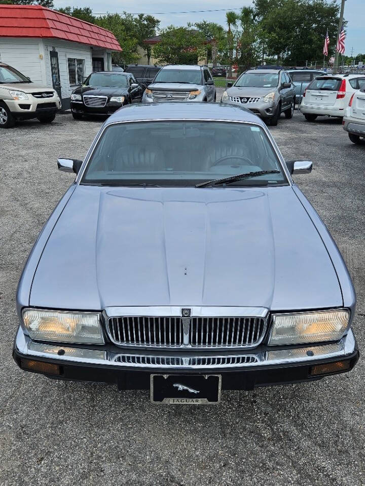 1990 Jaguar XJ-Series for sale at JOHNS AUTO SALES LLC in Apopka, FL