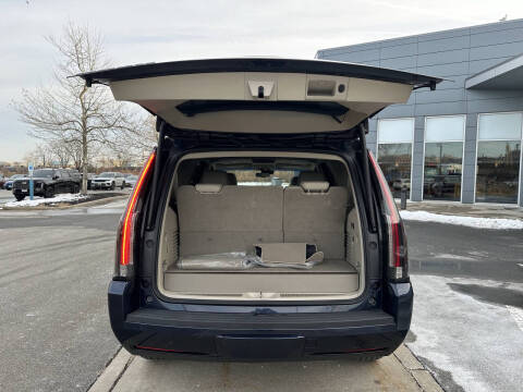 2018 Cadillac Escalade Luxury