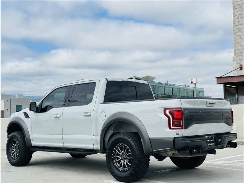 2017 Ford F-150 Raptor