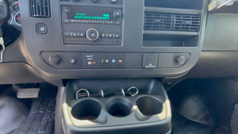 2025 Chevrolet Express 2500