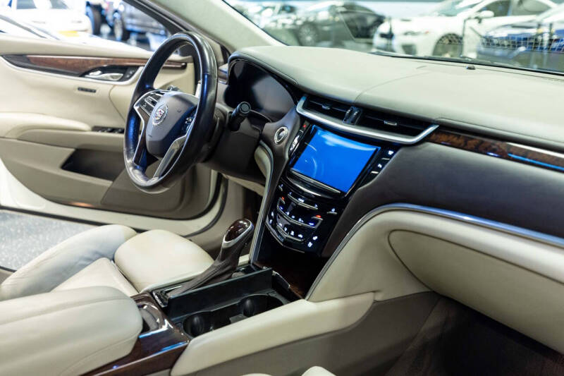 2013 Cadillac XTS Platinum Collection