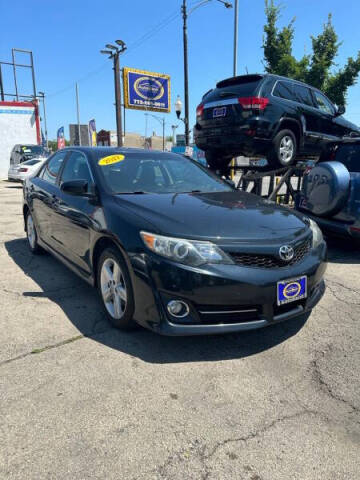 2012 Toyota Camry for sale at AutoBank in Chicago IL